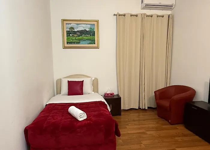 Two Ducks Hostel Rome